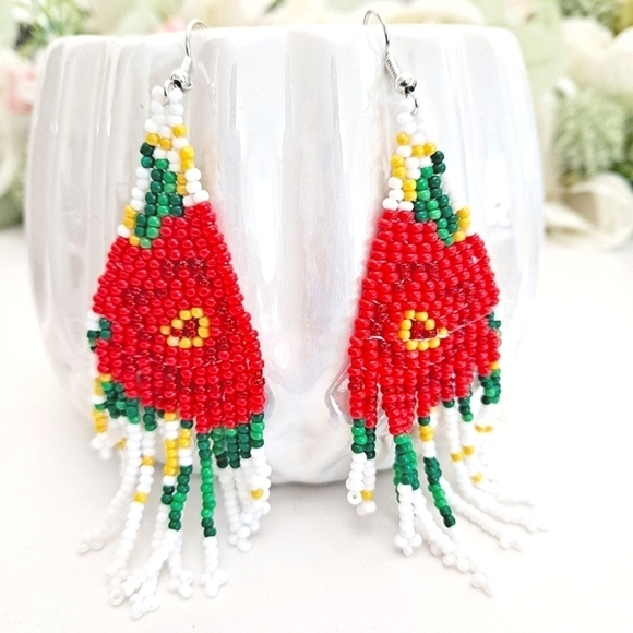 💖 2/$30 Seed Bead long tassel boho white red floral rose drop earrings Festival - Picture 5 of 17